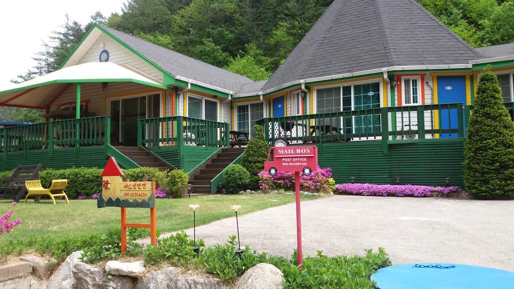 Charm Pension Gapyeong Exterior photo